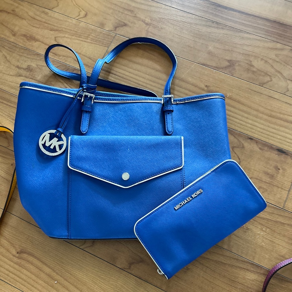 Michael Kors Purse and Wallet Set